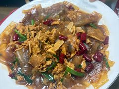 -鲁南仔·滕州炒鸡(经三路店)