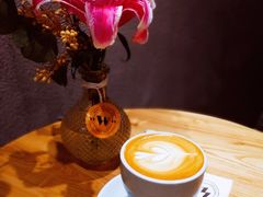 卡布奇诺-W CAFE(甜爱路店)