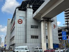 -漕溪路(地铁站)