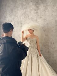 -雪中彩影婚纱摄影·微光艺术中心