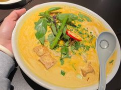 -大头虾越式风味餐厅(光明广场店)