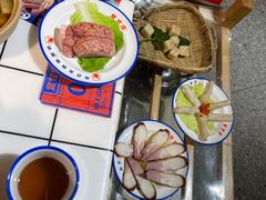 -贤合庄卤味火锅(济南泉城路店)