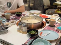 -洪氏嗨捞·猪肚鸡火锅(阳光天地店)