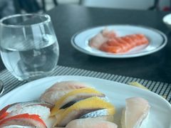 -亚洲国际大酒店·云顶阁旋转自助餐厅