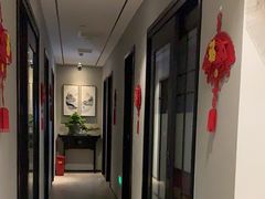 -小邓专业采耳馆(延安西路店)