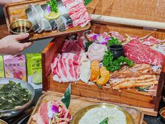 -何发发和牛烧肉·鳗鱼榴莲放题自助(乐峰广场店)