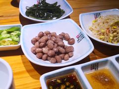 -唯成•韩国炭火烤肉 유성고기