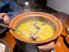 峭壁岩耳煨土鸡-索溪山寨·湘西饮食文化博物馆(标志门店)