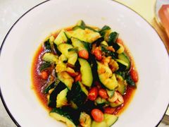 美味拍黄瓜-江南大酒店·地道正宗有锅气的江西菜(中华北大街店)