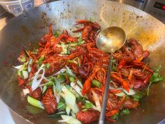 -涨巢·潮玩水疗局