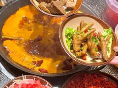-冯校长老火锅(中联广场店)