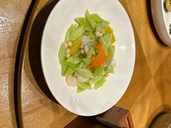-荷风细雨·中国茶宴(世纪大道店)