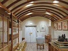 -蟹家大院 · 独揽江景(滨江店)