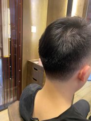 -首脑美发沙龙