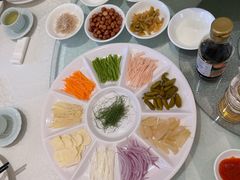 -龙悦湾酒家·八阵鱼生·渔人码头店