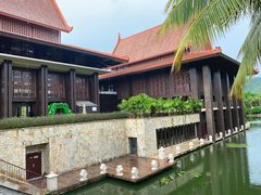 -三亚湾海居铂尔曼度假酒店