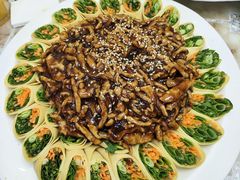 -老码头黑皮肘子锅包肉(文政街店)