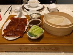 片皮鸭-上海和平饭店龙凤厅 Dragon Phoenix