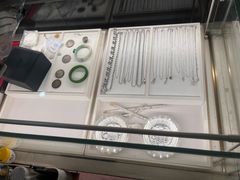 -玉凡奢侈品黄金回收