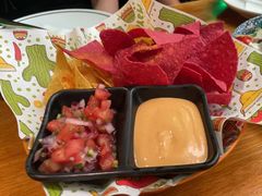 -Famous肥猫墨西哥音乐餐吧(五棵松华熙LIVE店)