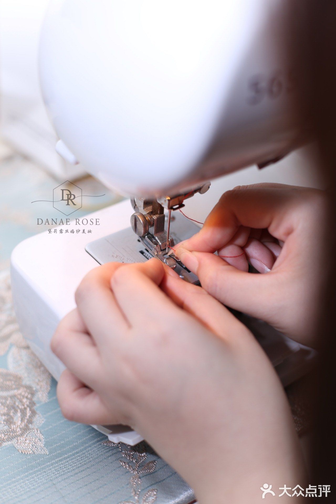 穿针引线做嫁衣