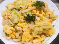 西兰花包菜炒鸡蛋-科巷菜场