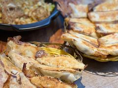 -阿洪锅贴王(小吃城店)