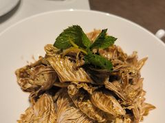-皇城根·鲁菜济南菜·吊炉烤鸭·炒鸡鱼头(济南旗舰店)