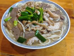 -锦泓老字号猪脏粉(东联大厦店)