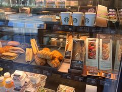 -星巴克臻选(上海长风大悦城店)