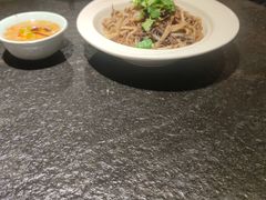 -靠山屯东北农家菜(八龙桥雅苑店)