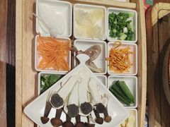 -芸南道·过桥米线(昆明老街旗舰店)