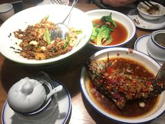 -费大厨辣椒炒肉(万家丽一店)