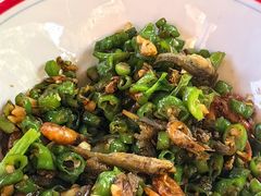 -小洞天柴火土菜馆