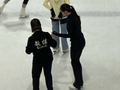 -正佳冰河湾真冰滑冰场