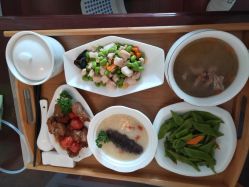 -大美母婴月子中心