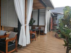 -酤居湖景音乐餐吧(安宁店)
