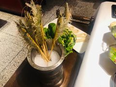 -泓炙颐凤鲜海鲜火锅料理(桐乡店)