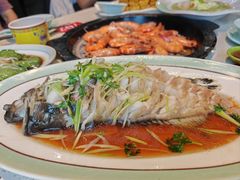 -巧克力渔家.小船海鲜胶东菜(万平口店)