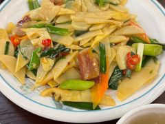 -民间瓦缸煨汤館(嵩山路店)