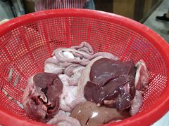 -标记美食新鲜猪杂(兴南大道店)