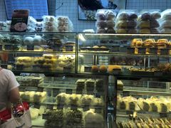 -白玉兰食品甜凤店(合生汇店)