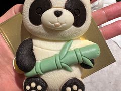 -雍容荟活波龙自助餐(IFS黑金店)