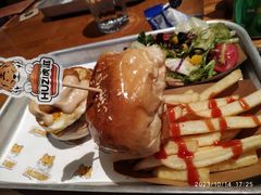 -HUZI虎滋精酿餐吧(京西大悦城店)