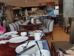 大堂-武汉世茂希尔顿酒店·汇·全日餐厅