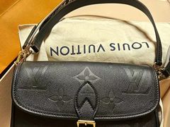 -小飞侠奢侈品回收 寄卖 养护(宝山宝龙广场店)