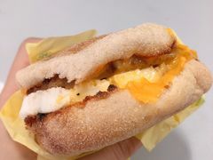 猪柳蛋满分套-麦当劳(宝山大厦店)
