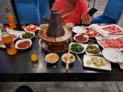 -楼外楼大刀肉传统火锅居(幸福街店)