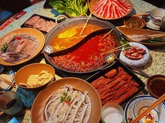 -鸿姐老火锅(静安店)
