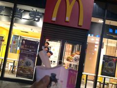 门面-麦当劳(长兴路万达店)